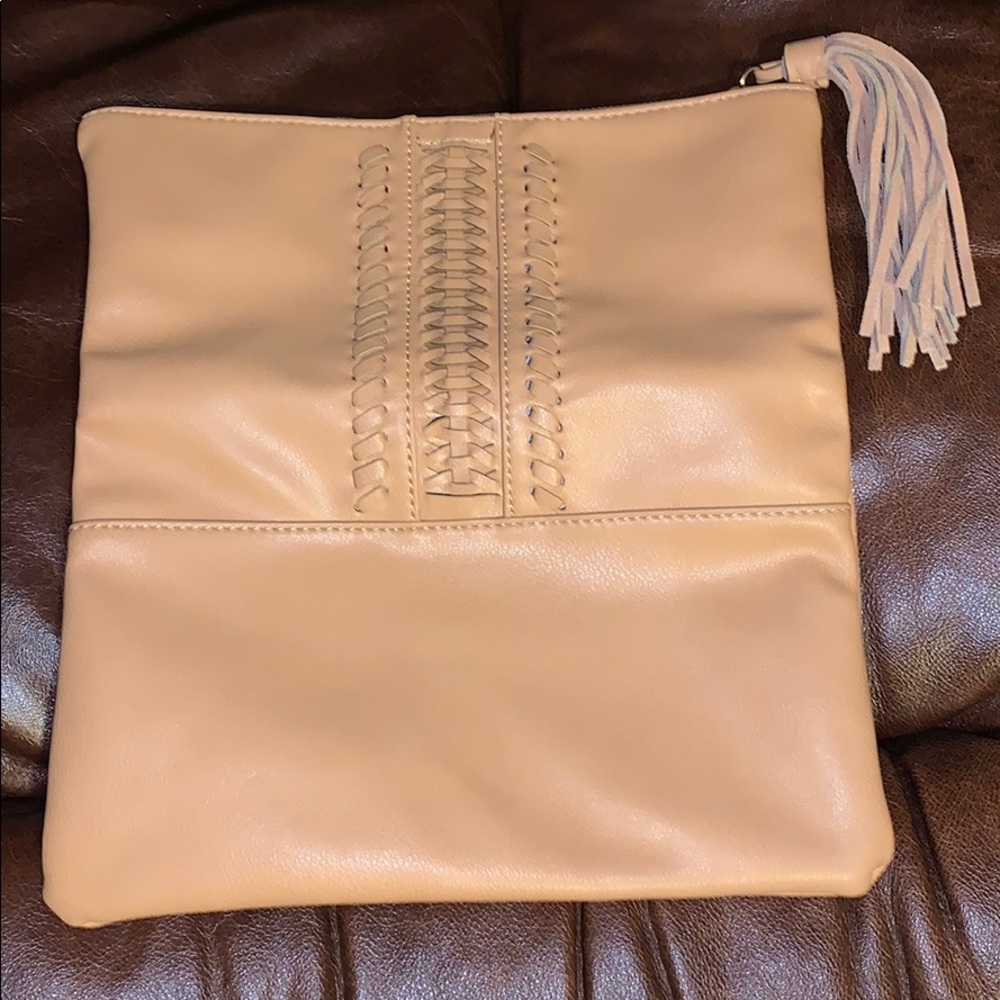 NWOT Clutch - Picture 3 of 6